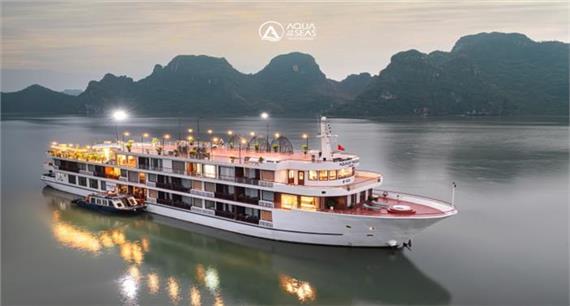 Du thuyền Aqua of the Seas