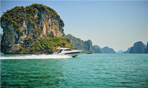 Du thuyền hạng sang: Sản phẩm du lịch mới cho Vịnh Hạ Long