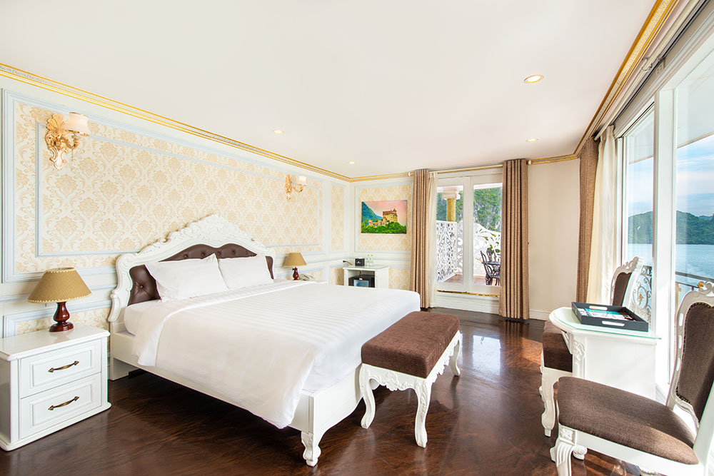 Phòng Dynasty Suite 